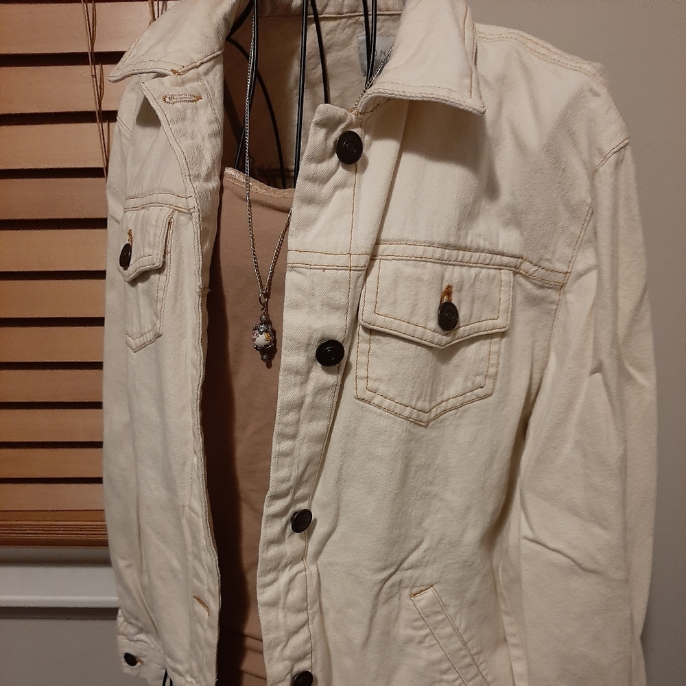Sonoma white denim jacket